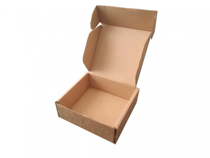 Kolievi E-Ticaret Kargo Kutusu 10.5x10.5x4 cm - 2,75 TL KDV Dahil